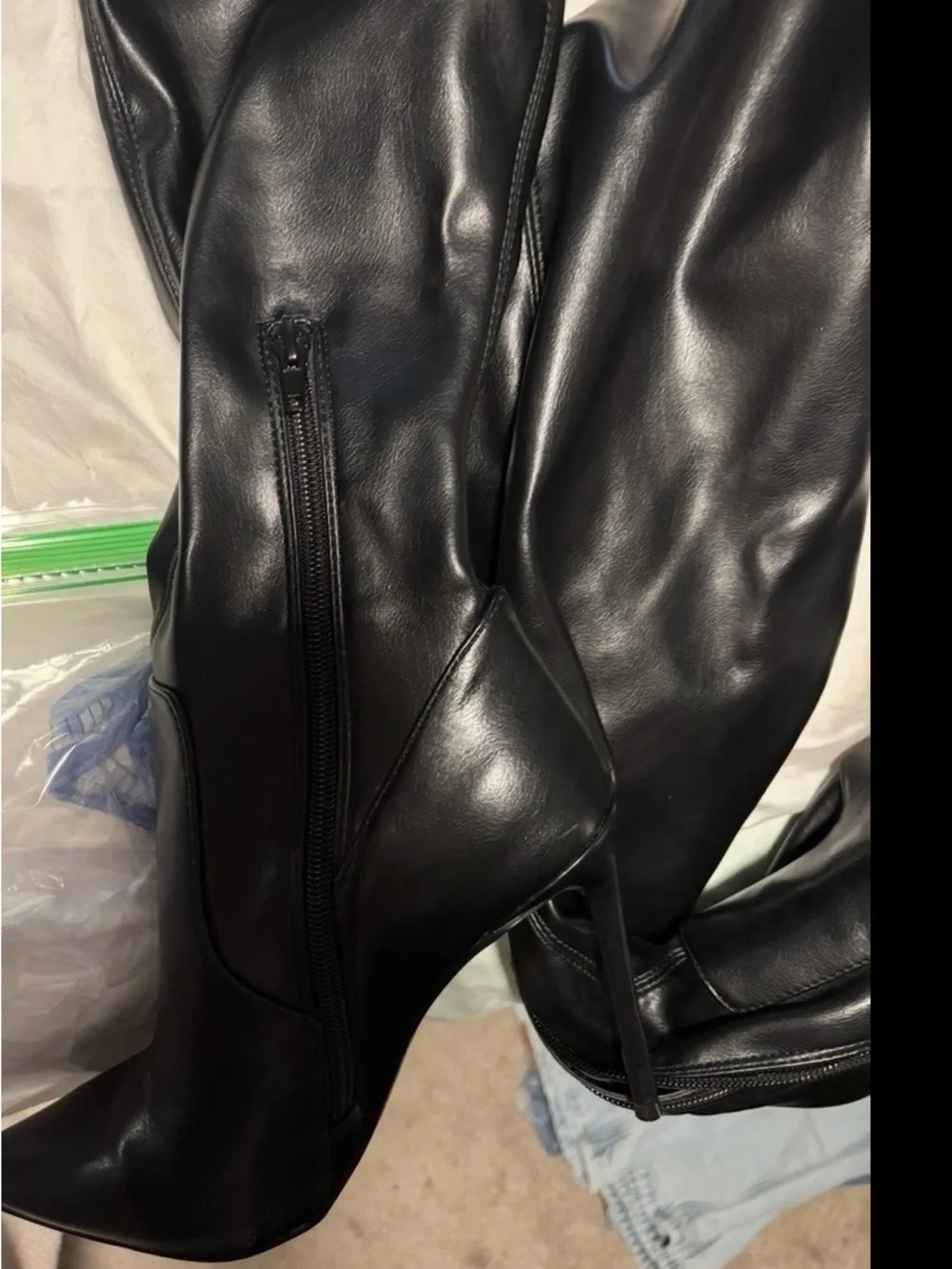 Steve Madden Black Over-the-Knee Boots Pointed Toe Sz 8